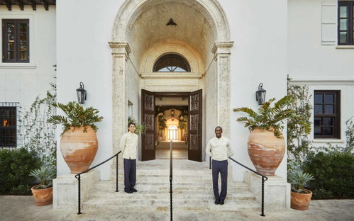 Miami Beach is the island off the coast of Miami with miles of beach and masses of luxury&nbsp;restaurants,&nbsp;shops&nbsp;and hotels. A shining example of this is the Four Seasons at the Surf Club.