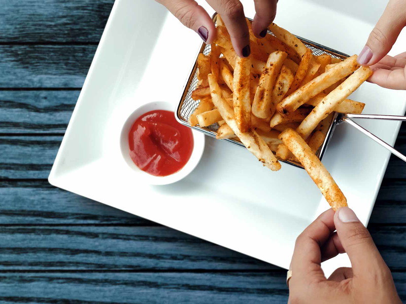 Die perfekten Pommes frites sind aussen knusprig,&nbsp;goldbraun und&nbsp;innen weich.