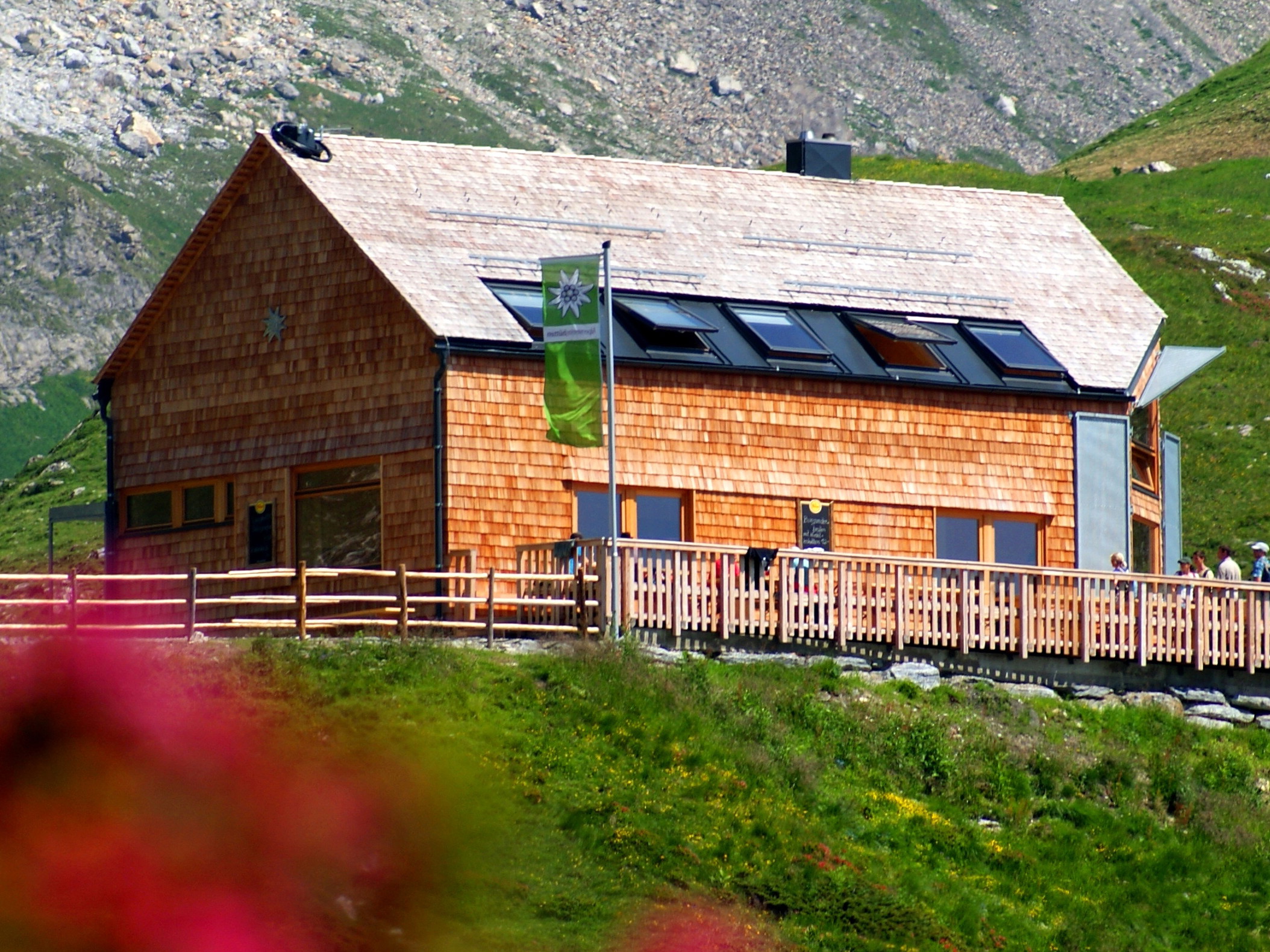 Auf der Franz-Fischer-Hütte kocht Evelyn Matejka seit drei Jahren ausschließlich vegan-vegetarisch.