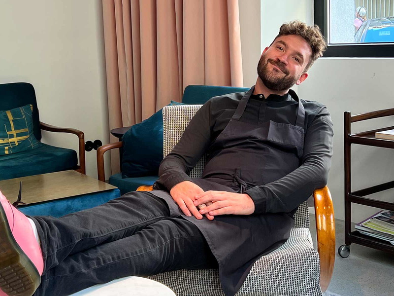 Bei Johannes Schartner ist jedes Gericht durchdachte Handarbeit mit Geschichte.