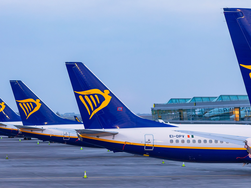 Ryanair will add&nbsp;extra flights from and to UK this winter