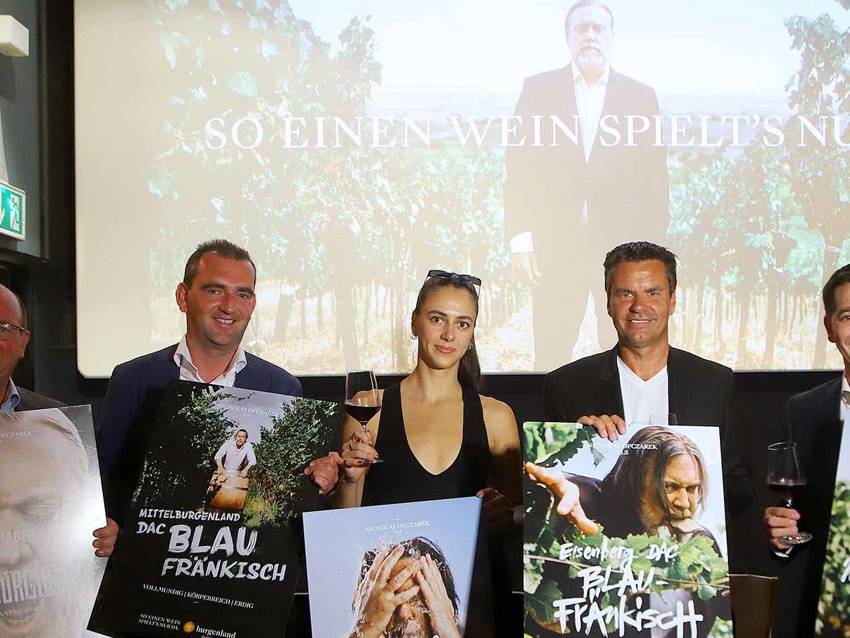 v.l.n.r.: Andreas Liegenfeld, Herbert Oschep, Regisseurin Tessa Kadletz, Didi Tunkel und Christian Zechmeister