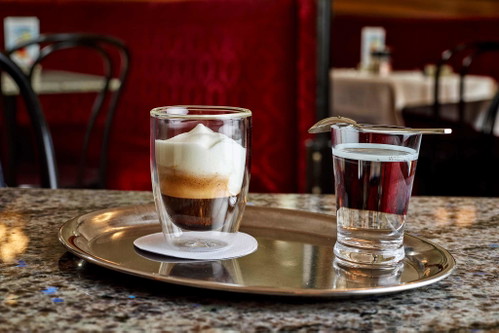 Kaffeespezialität: Cappucchino.