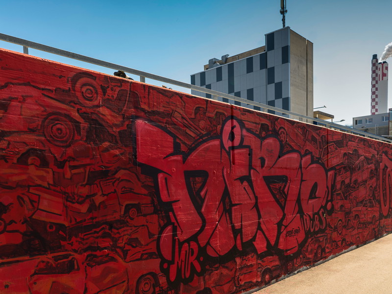 Kunstraum. Auf dem «Bell-Arial» fernab der Basler Innenstadt schmücken beindruckende Kunstwerke die Mauern rund um den Schlachthof und die Neudorfstrasse.