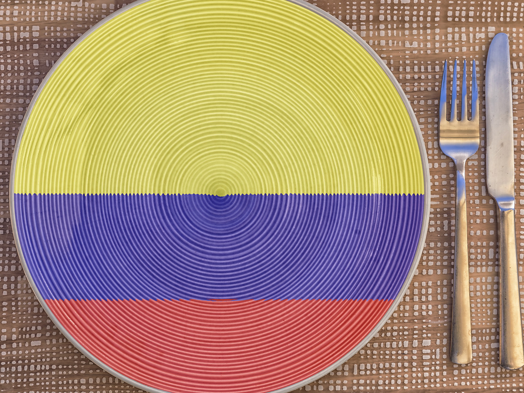 In Colombia, the chef is plainly worried that you might go hungry.