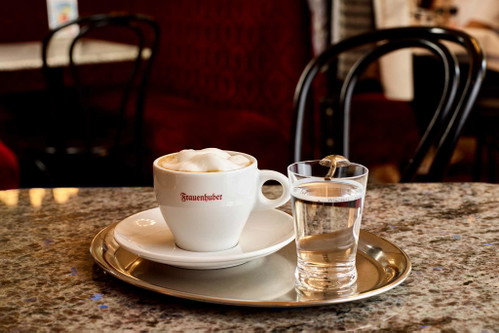 Kaffeespezialität: Melange.