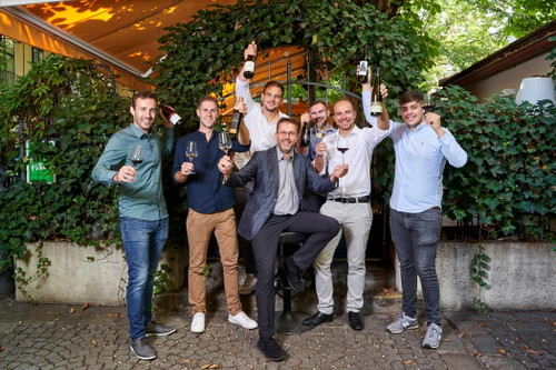 Die sechs Finalisten der&nbsp;Schlossquadrat-Trophy 2023 mit&nbsp;Jürgen Geyer