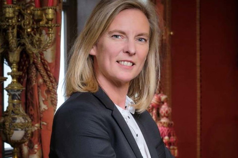 Caroline Latrive.