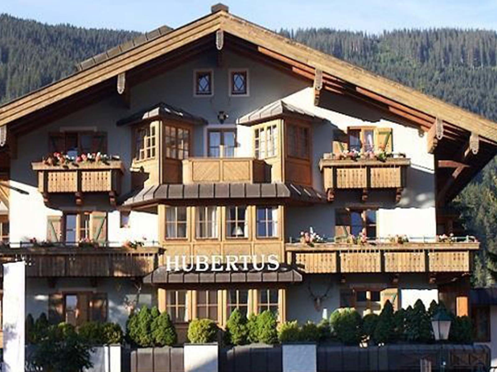 Das Traditionshotel samt Gourmet-Tempel ist in neuen Händen.