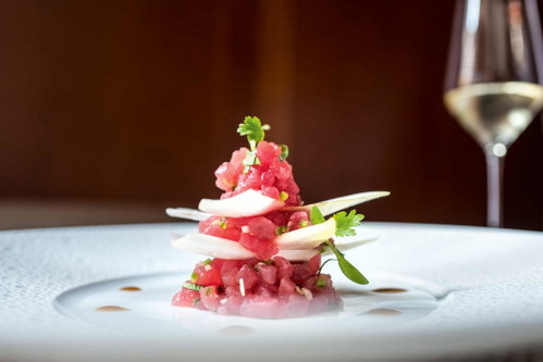 The flavours of the ingredients should be the star on the plate ­–&nbsp;at most "lightly cooked", according to&nbsp;Le Bernardin&nbsp;lore.