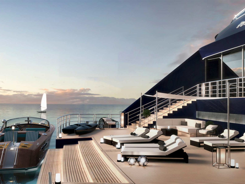 The »Ritz-Carlton« bringt als erste Luxushotelmarke Service und Stil auf hohe See.