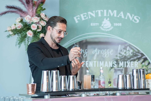Philipp Ernst, Betreiber der »Josef Highball Bar«.