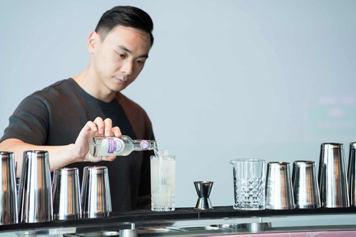 Feng Liu, Inhaber der&nbsp;»Birdyard«-Bar.