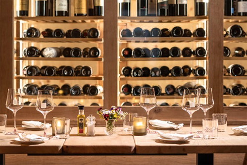 Klassische Weinbar: «Donatz Wine Bar»