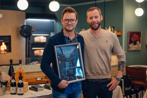 Erhielten die Auszeichnung für die beste Weinkarte des Jahres: Oliver Friedrich und David Esser vom «Alter Torkel» in Jenins.
