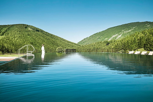 Eines der Highlights ist der Infinity Pool. Im Sommer...