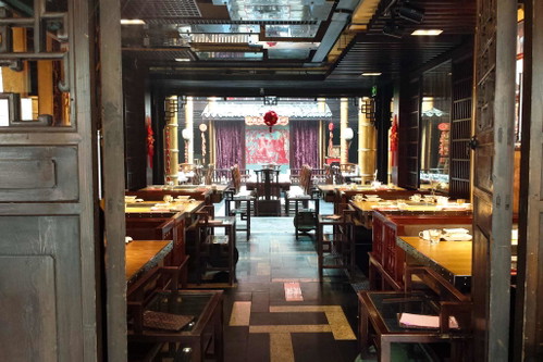 Ein klassisches Teehaus in Chengdu: Während der chinesischen Kulturrevolution (1966-1977) wurde das öffentliche Zelebrieren der Teekultur sehr stark eingeschränkt.