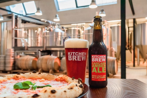 Mit spannenden Bierstilen aus verschiedensten Bierkulturen weltweit bereichert Kitchen Brew die regionale und schweizer Bierwelt.