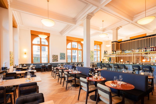 «Più», Zug 
Das italienische Restaurant der Bindella-Gruppe bringt seit diesem Frühjahr italienischen Flair nach Zug – inklusive Aperitivo und Sommerterrasse.
bindella.ch/piu-zug