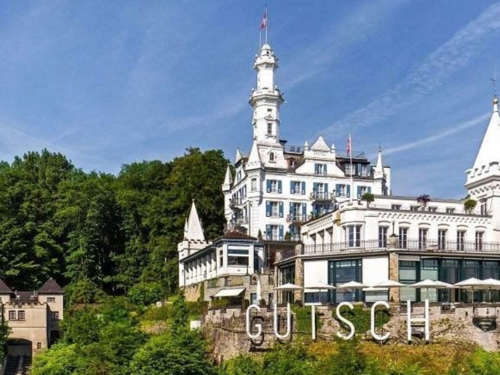 Imposant präsentiert sich das »Château Gütsch«.