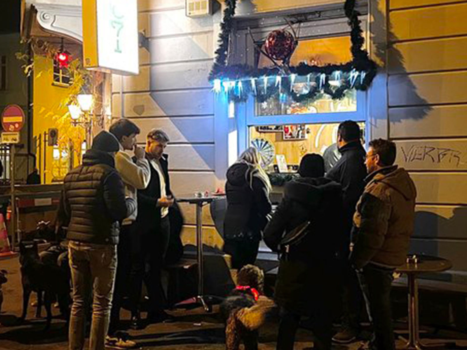 Das Pop Up Fenster «Zum heitere Hirsche».