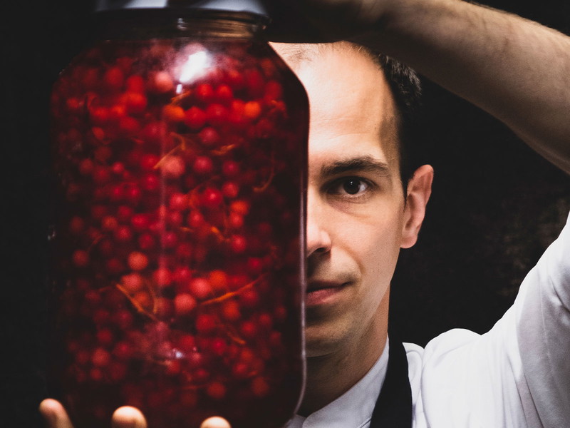 Klemens Schraml produziert schon lange Kombucha und entwickelte die Kulturen immer weiter.