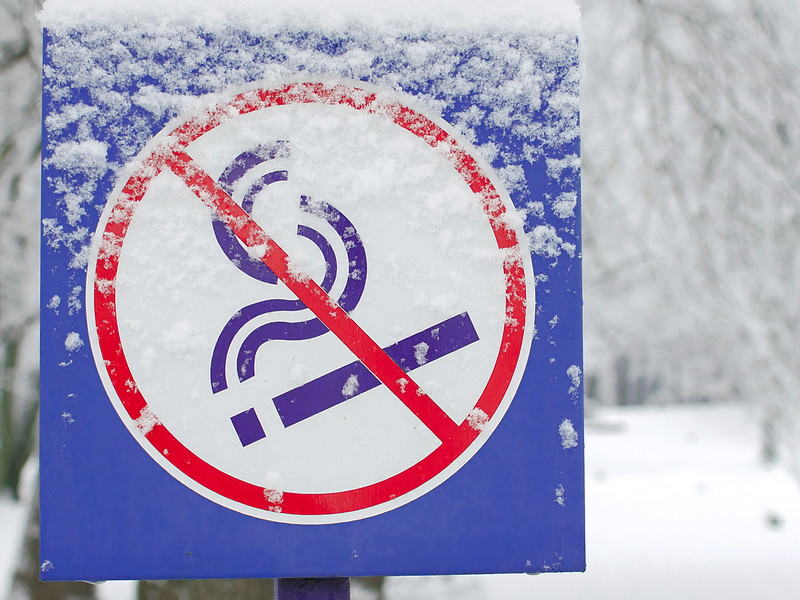 French resort Les Gets has banned skiers from smoking.