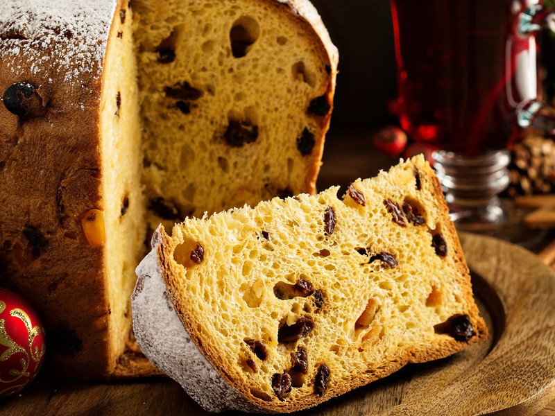 Ein guter Panettone ist ein Wunder der Backkunst:&nbsp;ein üppiger Kuchen,&nbsp;der nur dank Sauerteig&nbsp;innen so luftig leicht&nbsp;wird wie ein Croissant.