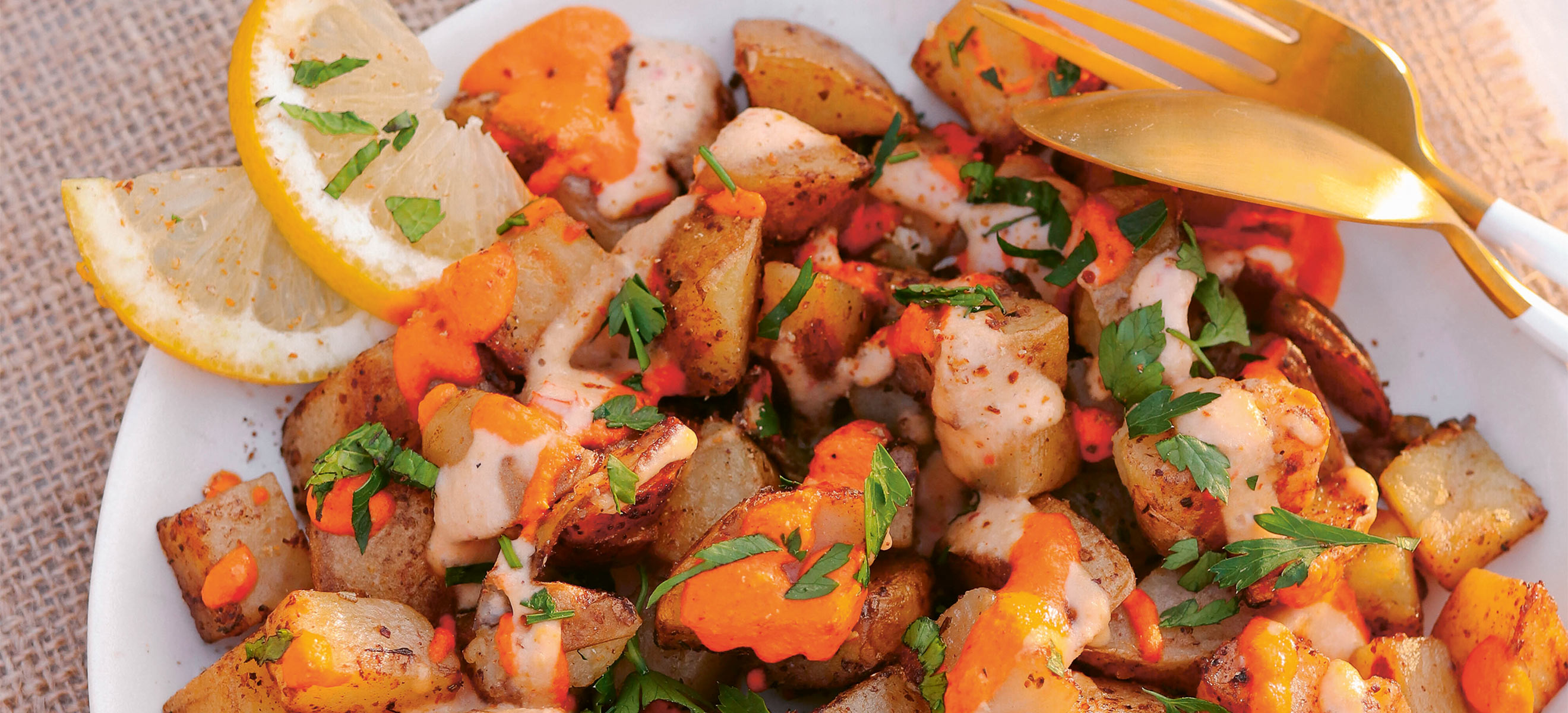Patatas Bravas mit Saucen-Duo - Rezepte - Falstaff
