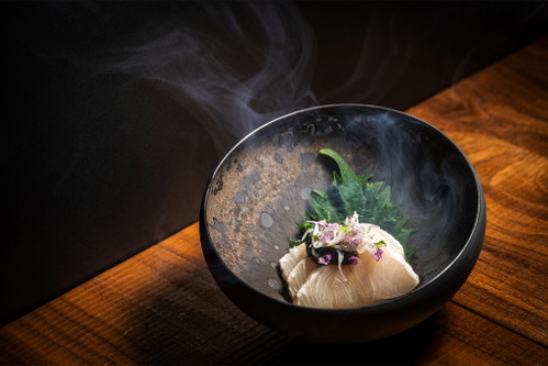 Kreationen von Küchenchef Yusuke Sasaki.