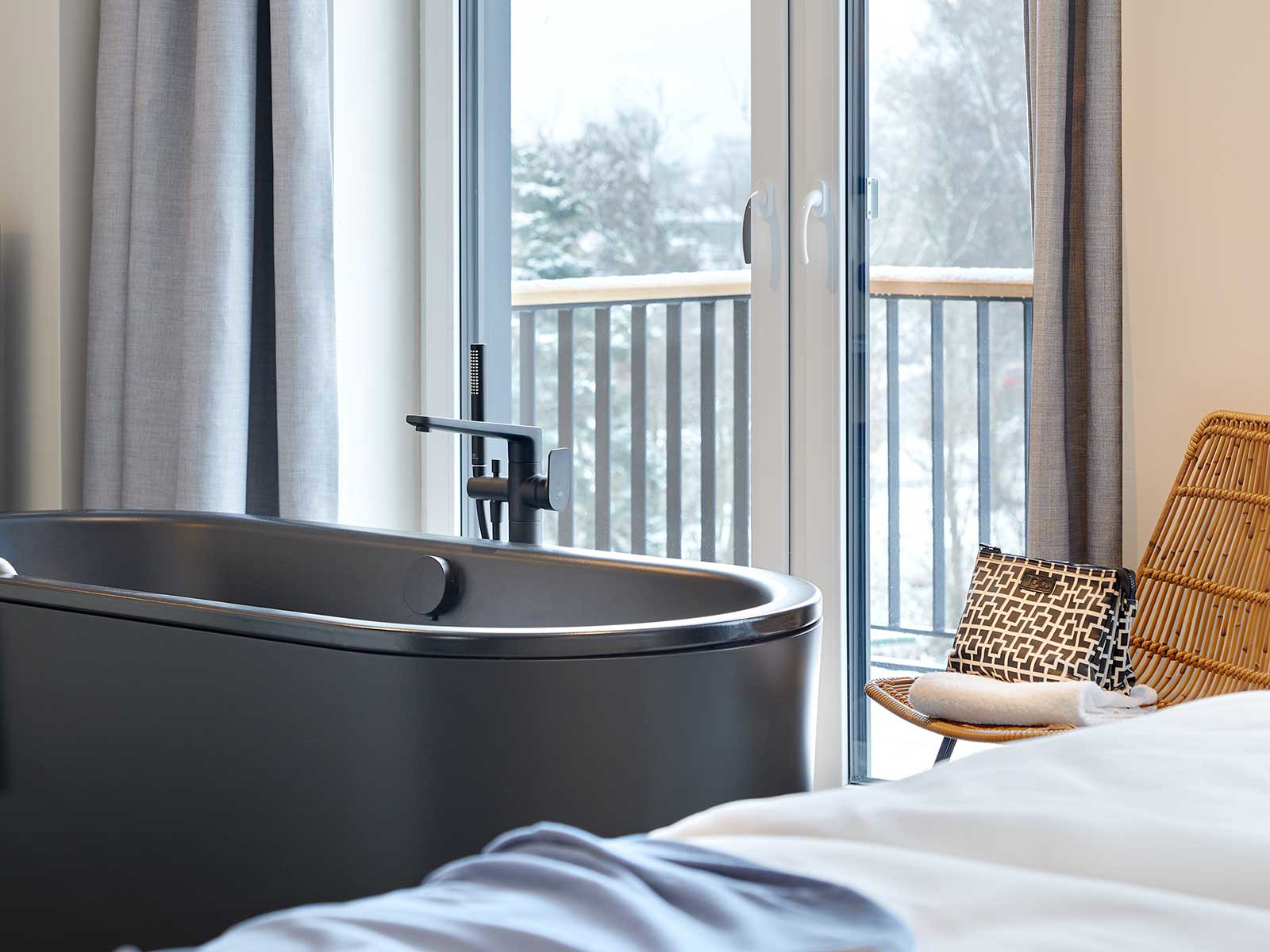 Neben einer finnischen Sauna und einem Dampfbad warten auch diverse Wellness-Behandlungen auf die Gäste der »Bretterbude«.&nbsp;