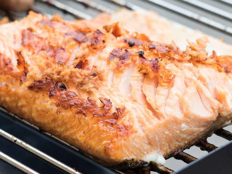 Lachs in Grünteemarinade