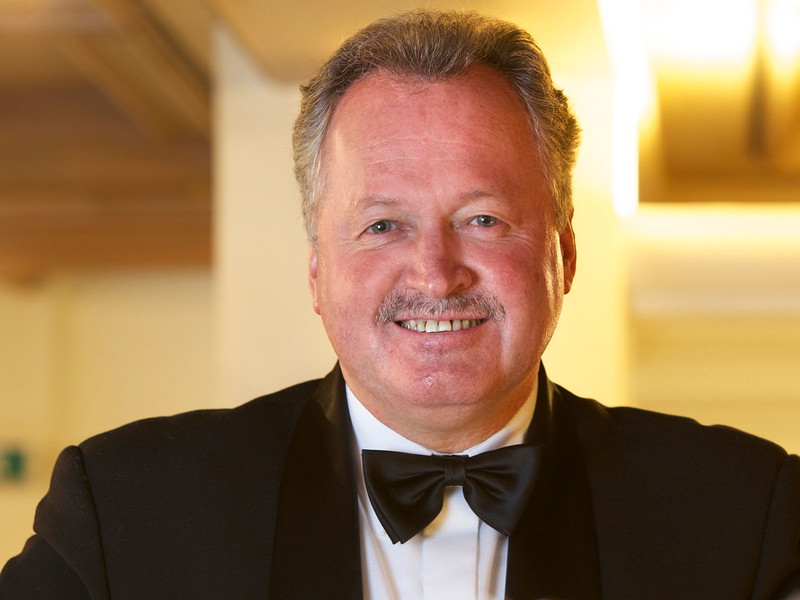 Fast 40 Jahre stand Barchef Bernhard Stöhr hinter der Theke der »Traube Tonbach«.