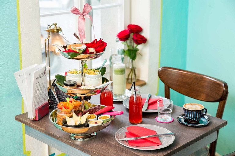 Brunch-Étagère im Café «Miyuko»