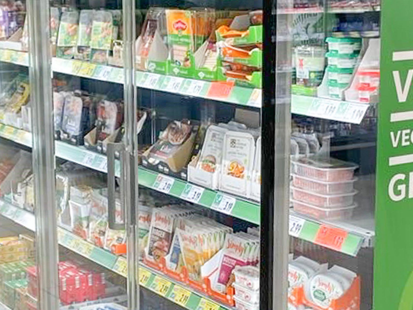 Rund 3,6 Millionen Deutsche kaufen jede Woche mindestens ein Fleischersatzprodukt.