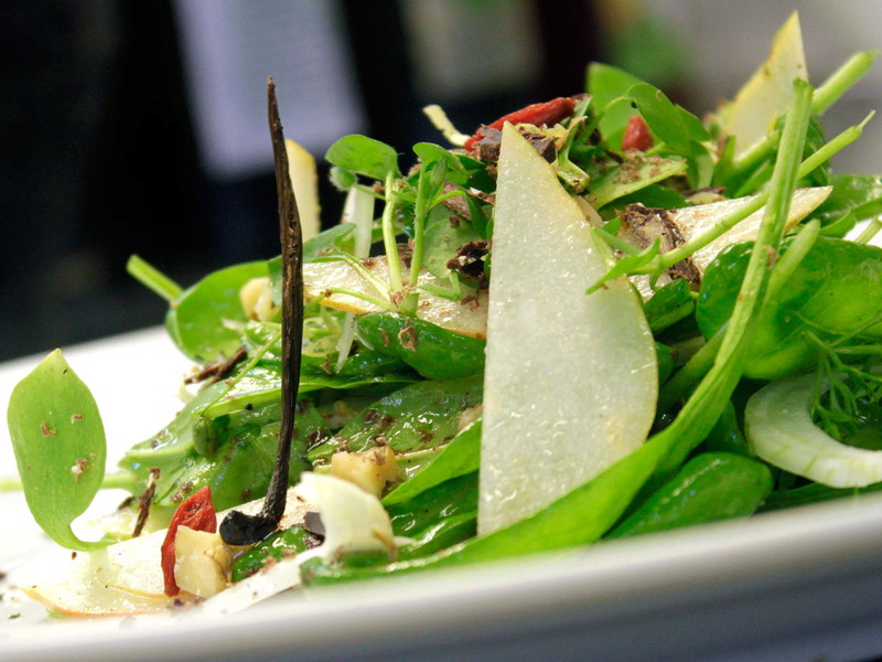 Spinat-Birne-Salat