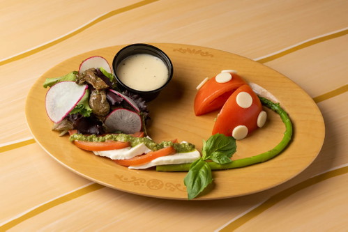Der Piranha Plant Caprese Salat