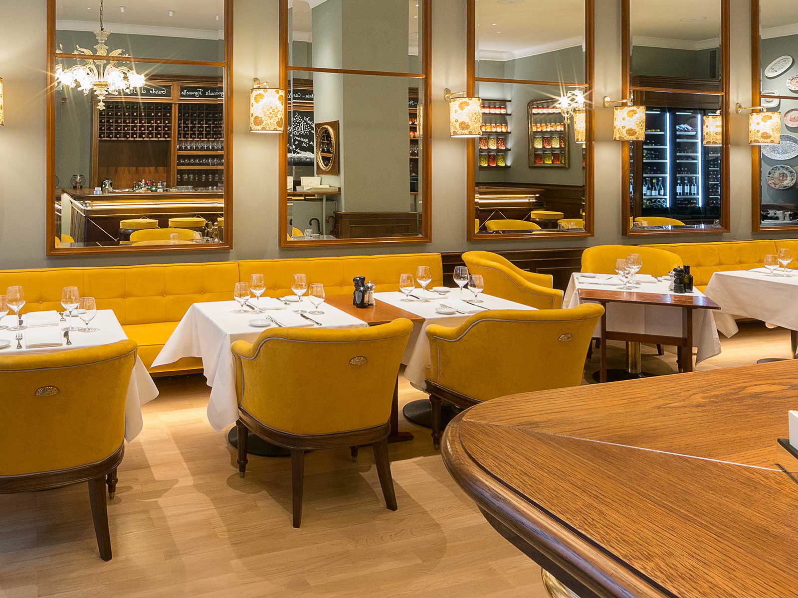 Die »Cantinetta Antinori« gilt seit mehr als 25 Jahren als Italo-Botschaft mitten im Ersten.