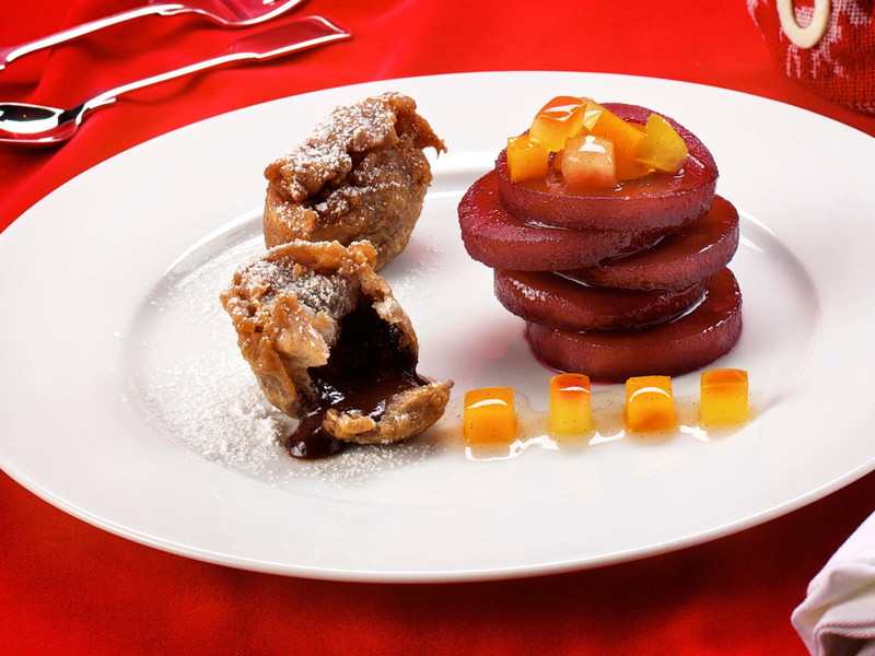Schokokrapfen mit Apfel-Kürbiskompott