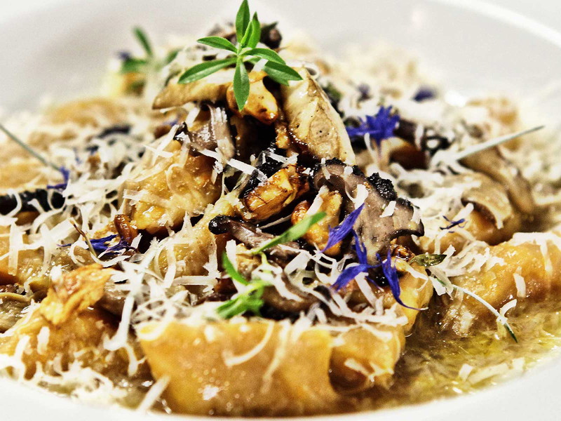 Dumplings of Butternut Squash with Mushrooms