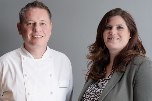Küchenchef Urs Gschwend mit der neuen General Managerin Tanja Münker.