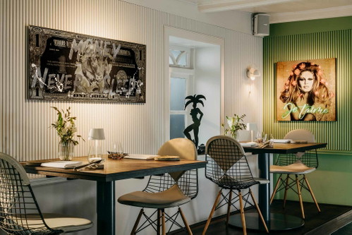 Restaurant »Bodendorf's«.