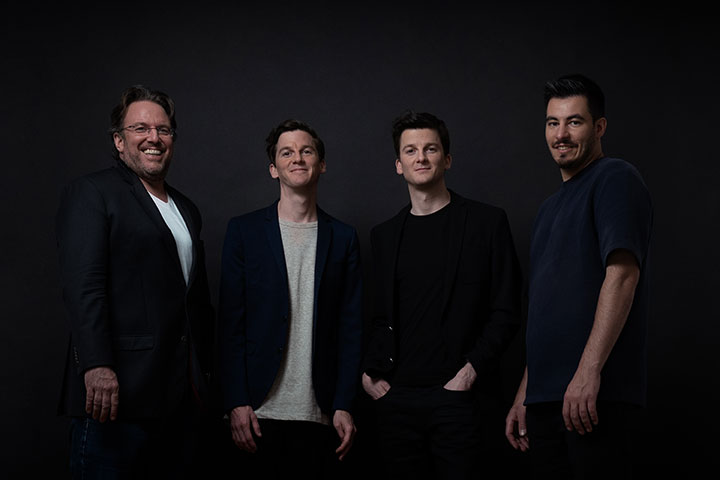 (V..l.n.r:) Ingo Hillen, die Klaas-Brothers, Daniel Bodamer.