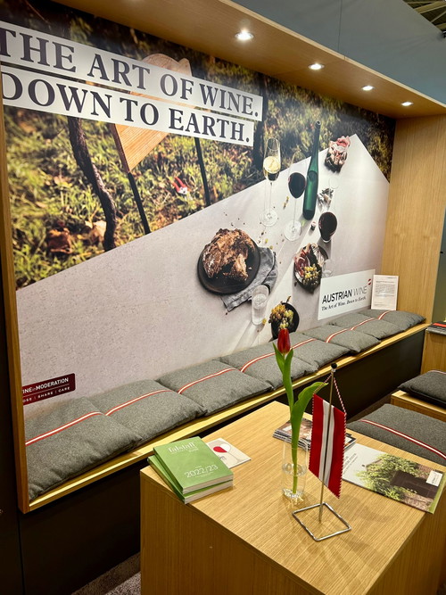 Austrian Wine Marketing at Vinexpo Paris