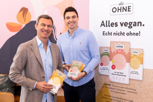 Norbert Marcher und Christoph Weigl stellen die neuen Produkte vor.