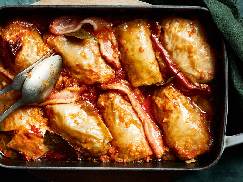 Krautrouladen-Sarma mit Wildschwein.