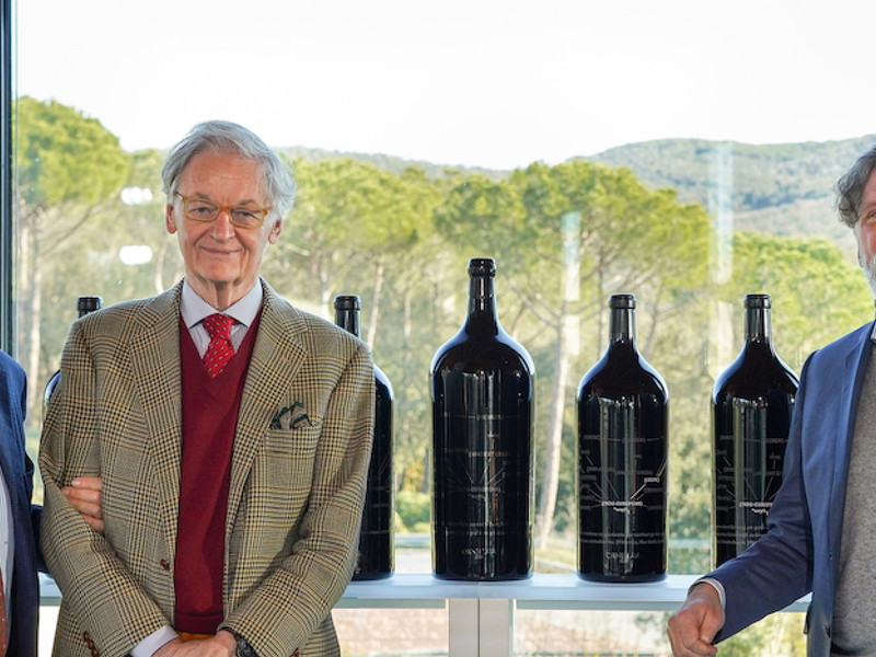 Ferdinando Frescobaldi, Giovanni Geddes und Axel Heinz präsentieren den Ornellaia&nbsp;2020.