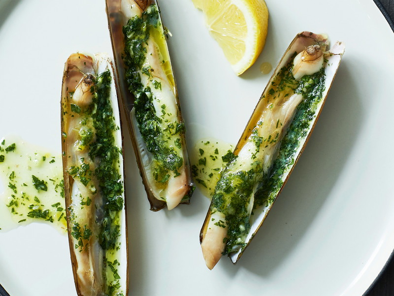 Grilled Razor Clams