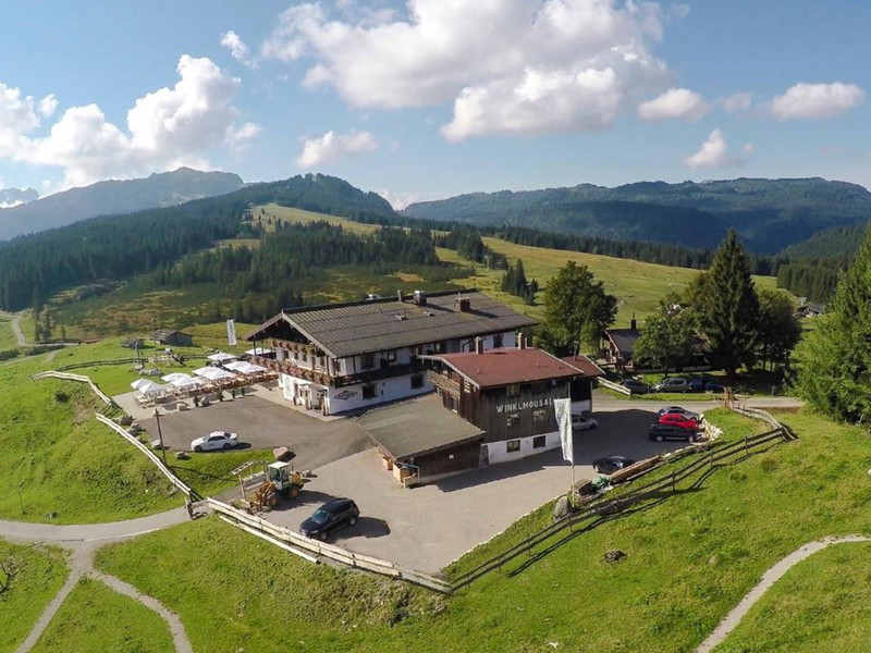 Zwischen dem Dürrnbachhorn und der Kammerköhrplatte liegt mitten im Dreiländereck Bayern, Salzburg und Tirol die »Winklmoosalm«.