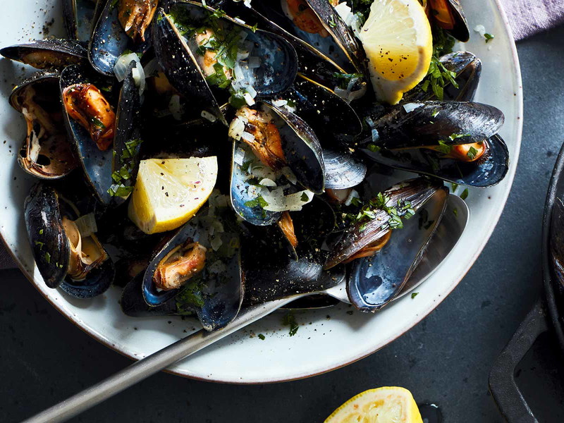 Peppered Mussels